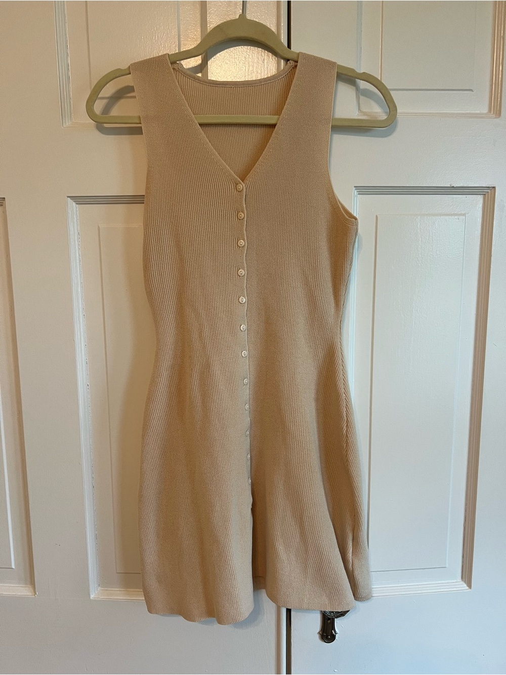 Sleeveless Button-Front Knit dress in Beige